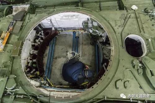 三代水柜的量產巔峰T-72坦克，未必能翻過喀喇昆侖雪山